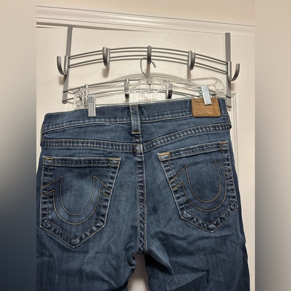 True Religion Jeans mens 34 Blue Dark Wash Ricky Relaxed Straight Fit USA GUC - Picture 4 of 15